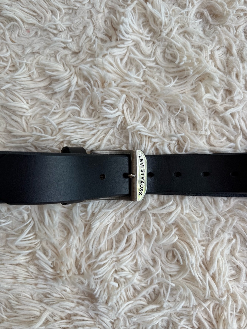 Levi’s Genuine Leather Black Belt Size 38 Silver Logo Buckle Men’s 11LV0204